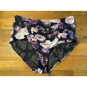 Torrid plus size 2 high waist bikini bottoms black white purple floral ruched